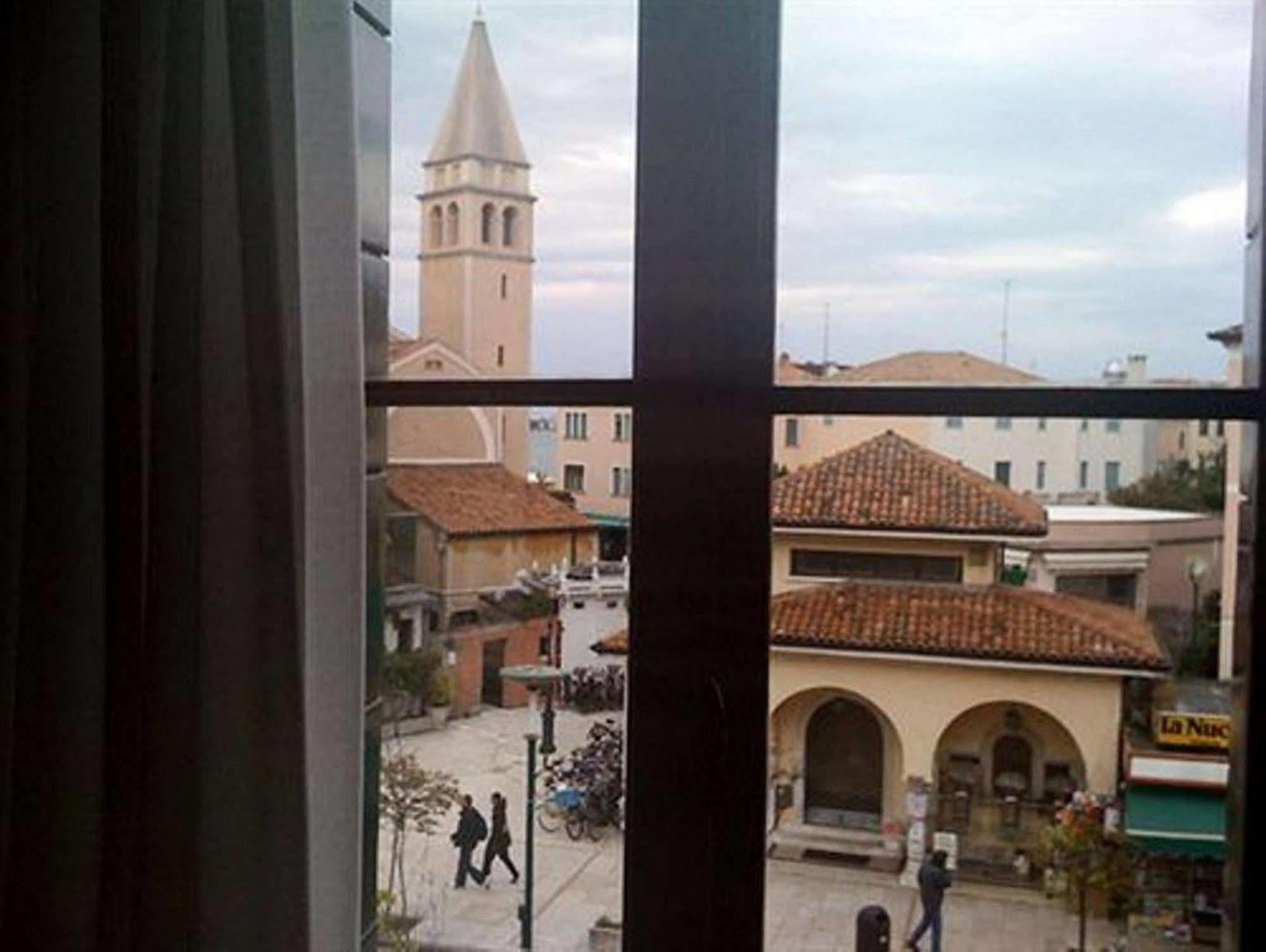 Hotel Helvetia Veneţia-Lido Exterior foto